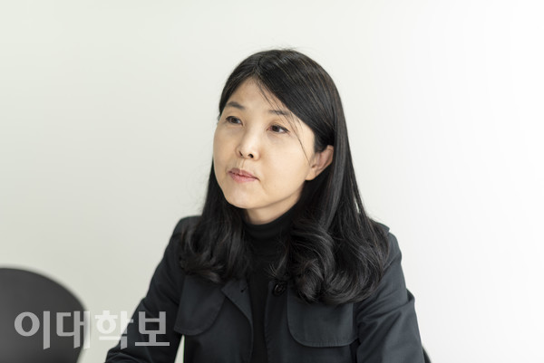 제10회 제주4·3 평화문학상을 수상한 유수진 작가 <strong>김영원 사진기자
