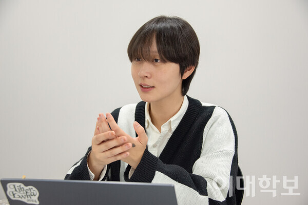 박서림 총학생회장은 대동제 축하공연 가수 섭외 과정을 이야기하며, “기획사들과의 끊임없는 미팅을 통해 대동제 컨셉에 맞는 가수를 섭외하기 위해 노력했다”고 말했다.   안정연 사진기자