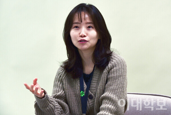 네이버 웹툰에서 그로스 매니저로 일하는 조은솔씨는 