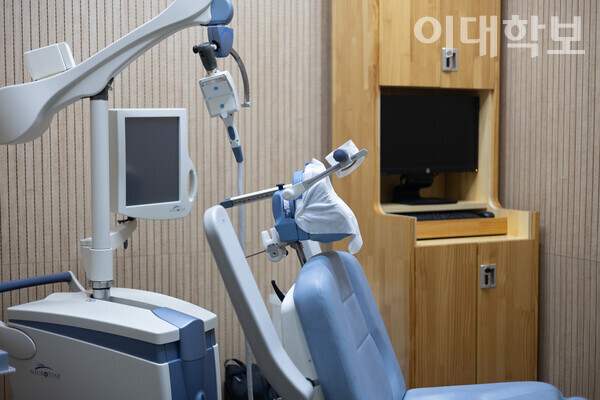 연구를 진행할 때 사용하는 장치. <strong>변하영 사진기자