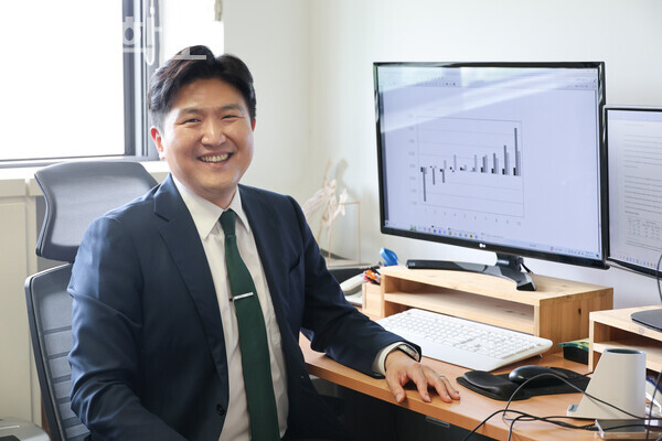 석병훈 교수는 “소득세 개편안은 하위 10%를 제외한 대부분이 혜택을 본 구조였다”고 말했다. 채의정 사진기자