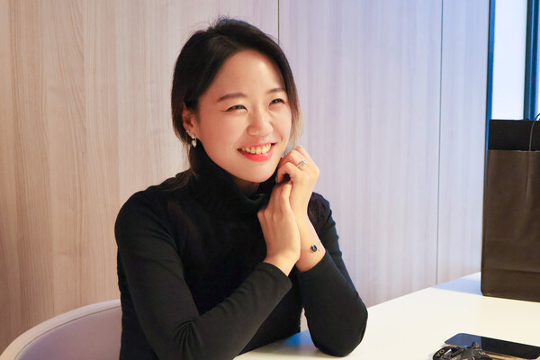 윤유영씨는 “끊임없이 질문을 던지며 자신만의 기회를 만드는 것이 무엇보다 중요하다”고 말한다. <strong>정재윤 기자