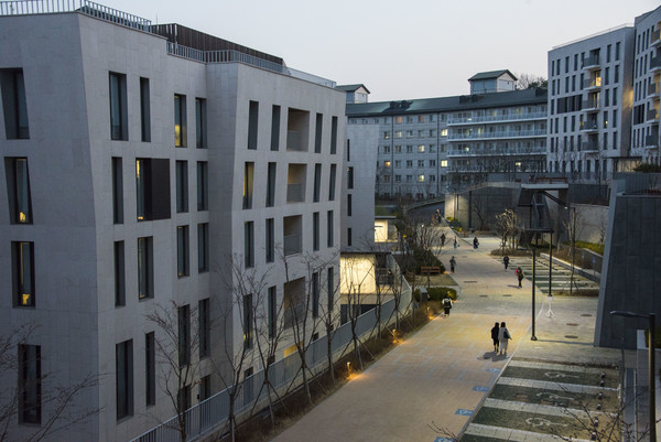 본교 기숙사 이하우스 전경 출처=이대학보DB