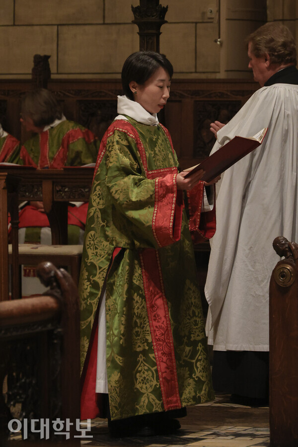 이주영씨가 사역하고 있는 세인트 토마스 처치의 예배 모습. 변하영 사진기자