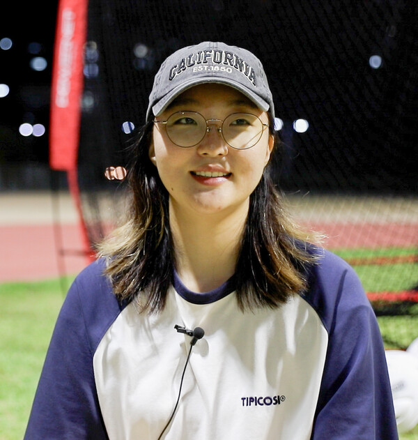 이주영(사회·22) 전년도 회장, 주 포지션 1루수, 등번호 26번.